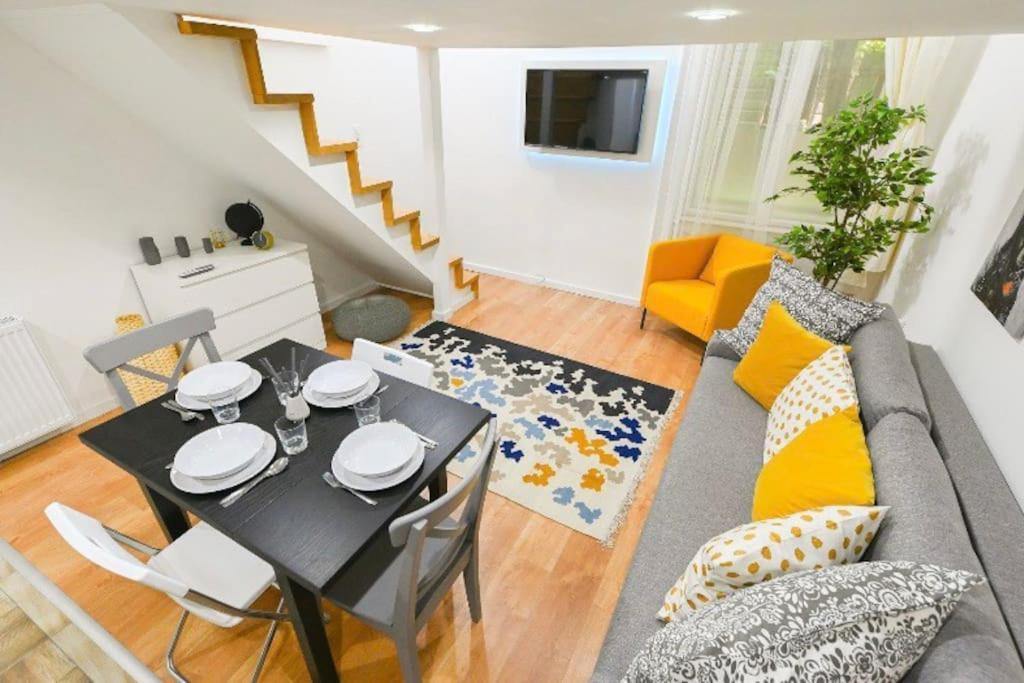 2 Bedroom Flat In Damjanich Str., Hirsch Boedapest Buitenkant foto