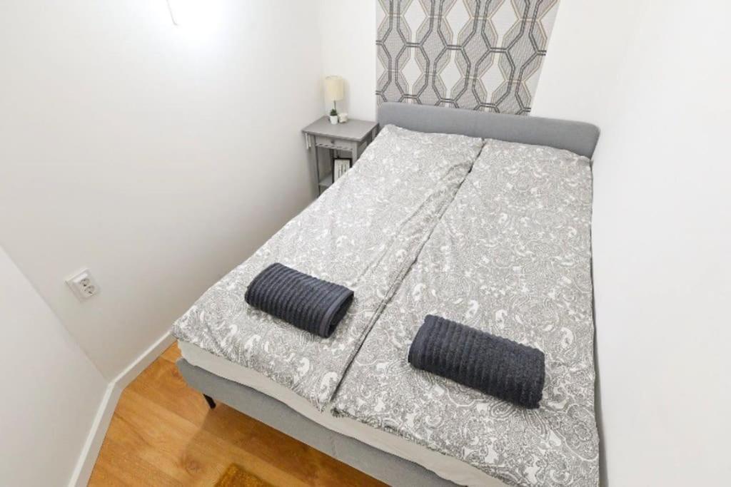 2 Bedroom Flat In Damjanich Str., Hirsch Boedapest Buitenkant foto